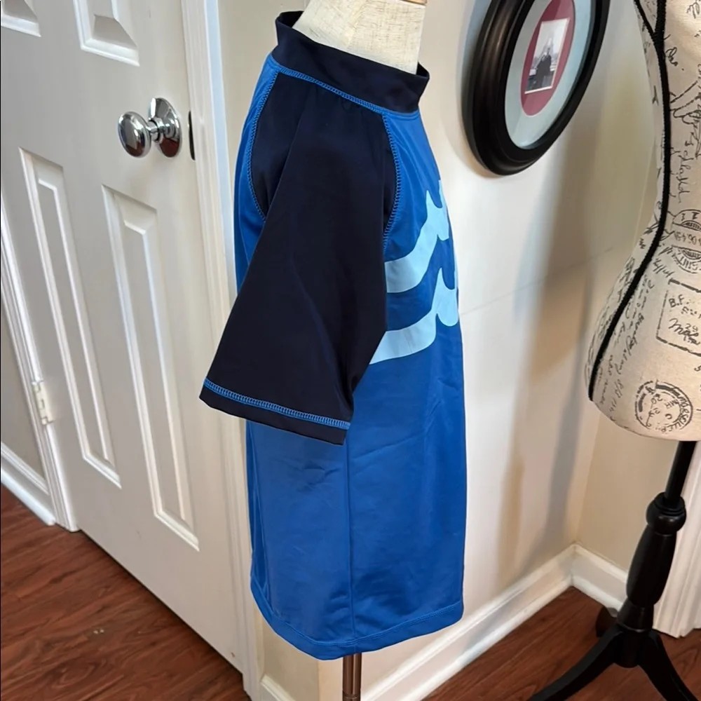 🦈 🌊Gymboree Blue & Navy Shark Graphic Swim Rashguard